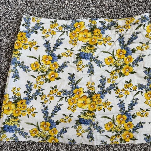 Yellow and Blue A-Line Mini Skirt for Casual Resort Wear - Picture 4 of 5